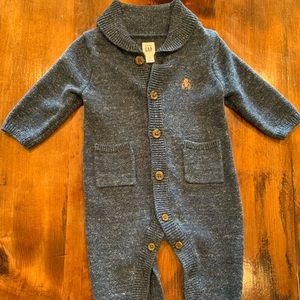 Little boys, 3-6months, well taken care of.